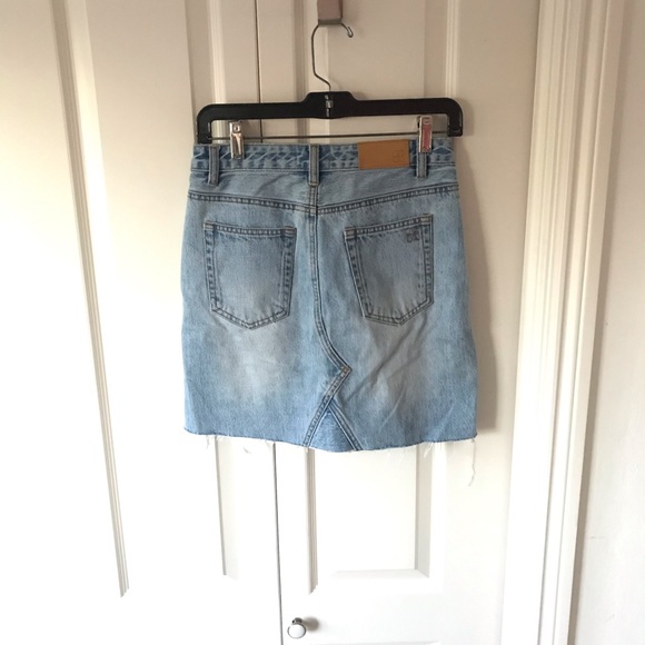Denim mini skirt - Picture 2 of 3